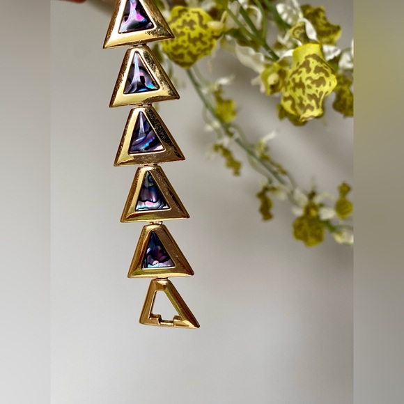 Butler Triangle link bracelet with opalescent insert - Picture 6 of 12